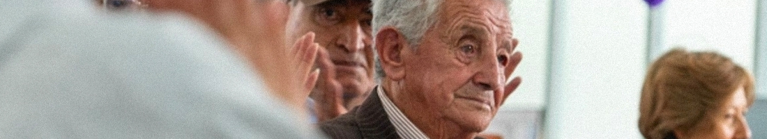 Adultos mayores en el espacio de taller