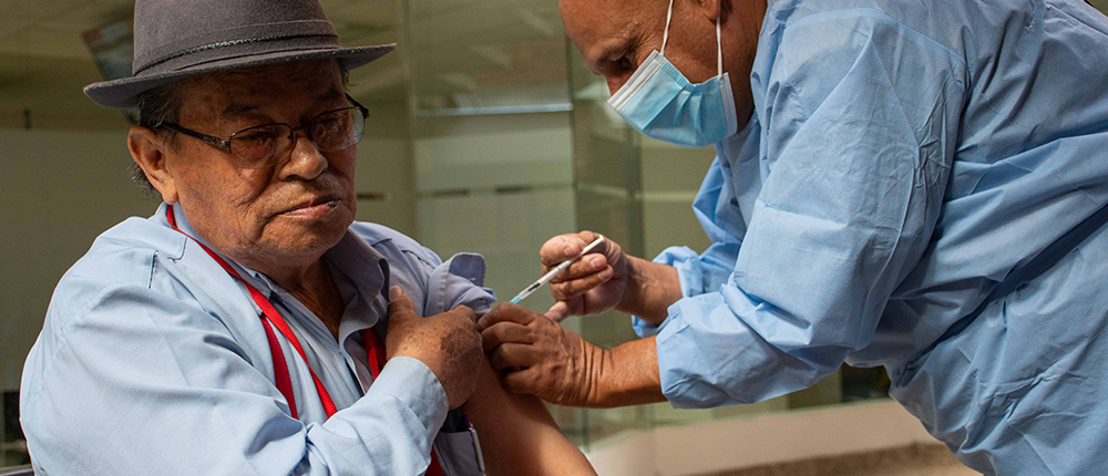 Jornada de Vacunación promueve la salud a Pensionados de FONCEP | Fondo de  Prestaciones Económicas, Cesantías y Pensiones | FONCEP