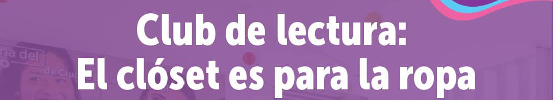 texto con fondo estantes de biblioteca y bandera de colores
