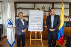 FONCEP y ESAP suscriben memorando para hacer posible la publicación del libro sobre la historia pensional del Distrito