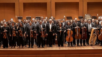 Una parte de la Orquesta Sinfónica Nacional de Colombia sobre la tarima
