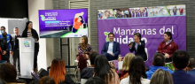Foto en el evento en vivo donde se anuncia que Bogotá ya tiene doce Manzanas del Cuidado