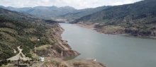 Foto del embalse con niveles bajos de agua - Foto: Alcaldía Mayor de Bogotá